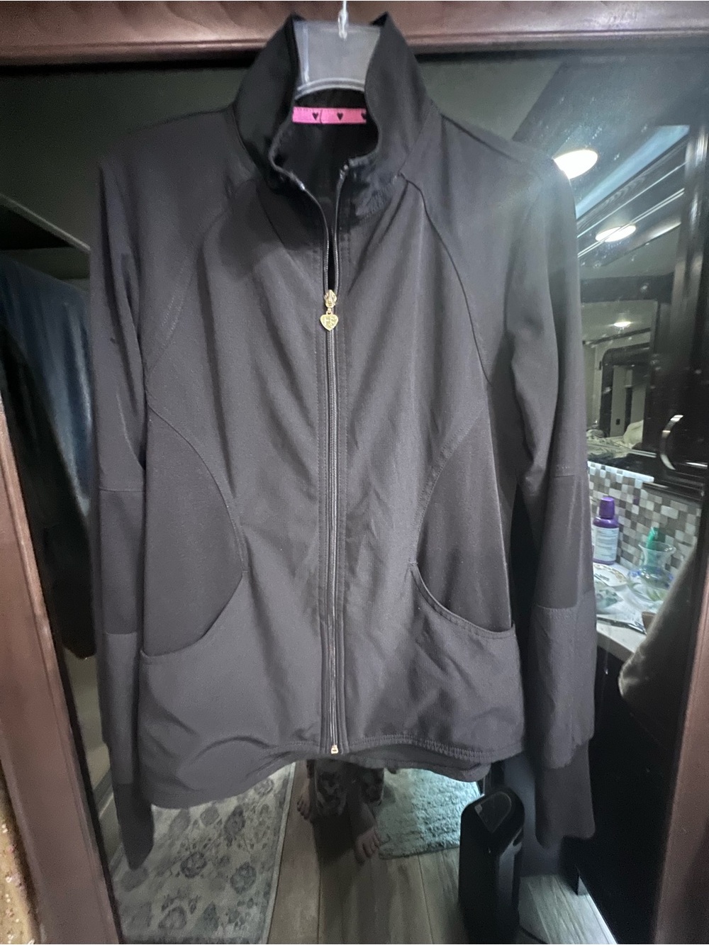 Black Zip-Up Scrub Jacket with Heart Charm Pull - Heart Soul